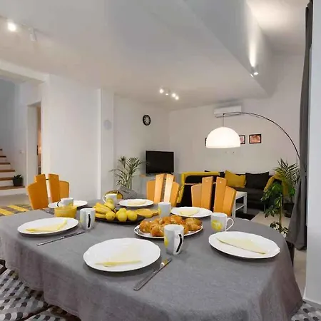 Holiday home In 49910 Rijeka