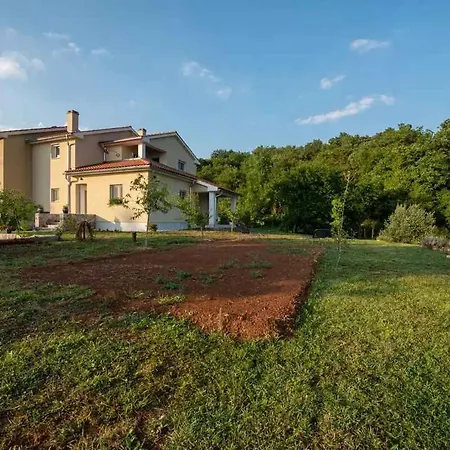 In 49910 Holiday home *
