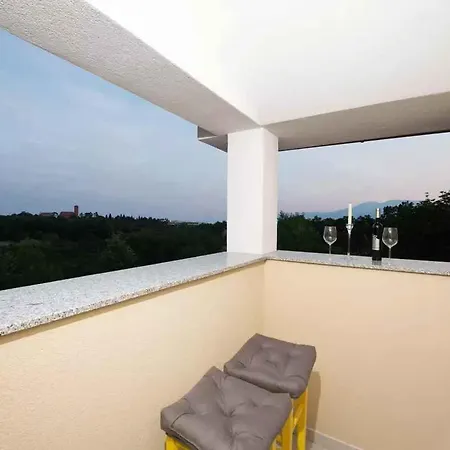 In 49910 Rijeka